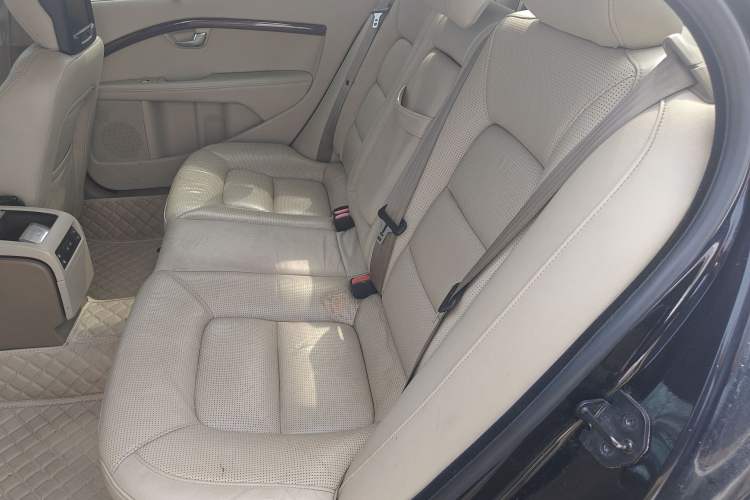 Used Volvo S80L 2012 2.0T T5 Luxury Edition Left Rear Seat