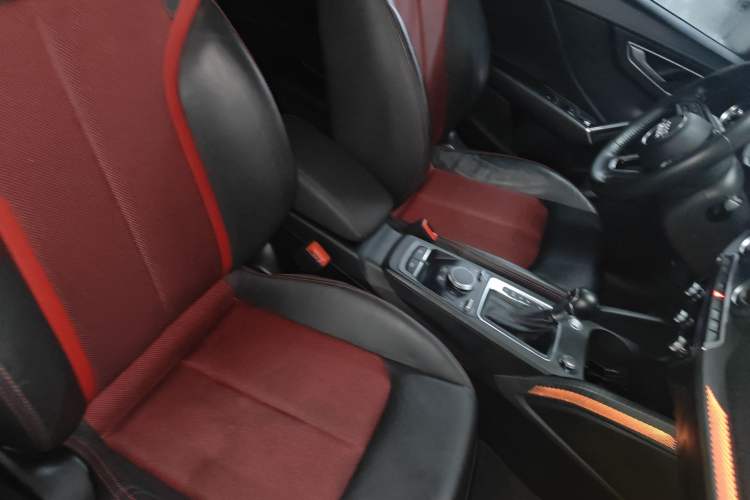 Used Audi Q2L 2021 35 TFSI Fashion Dynamic Model Right Front Seat