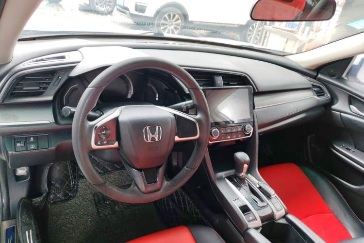 Used Honda Civic 2016 180TURBO CVT Comfort Version