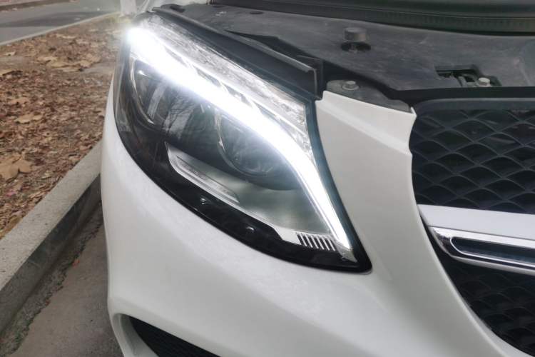 Used Mercedes-Benz GLE Coupe 2018 GLE 320 4MATIC Coupe SUV