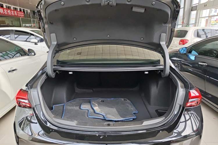 Used Buick LaCrosse 2021 652T Luxury Model