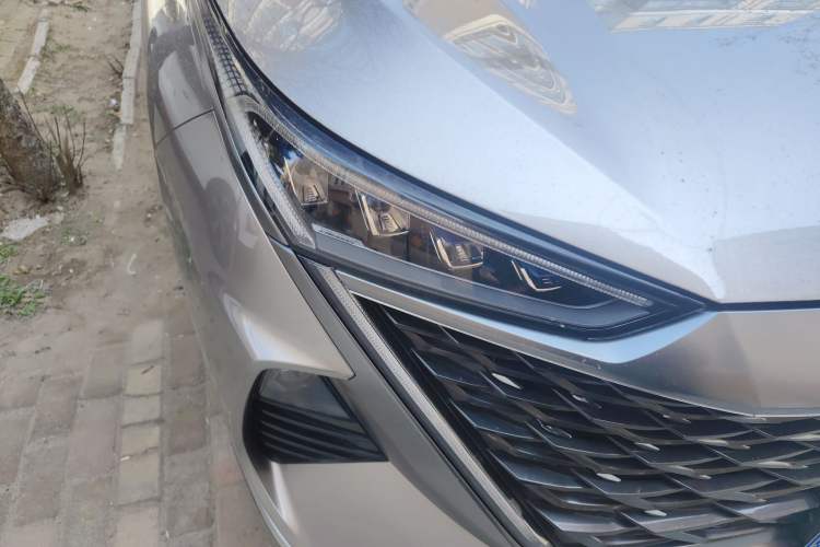 Used Roewe RX9 2023 2.0T Four-Wheel Drive Luxury Edition Right Front Headlight