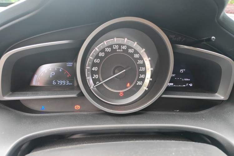 Used Mazda CX-4 2016 2.0L Automatic 2WD Blue Sky Dynamic Edition Instrument Cluster