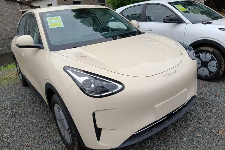 Used Geely Galaxy Geome 2026 Model 310km Youth Edition Front Right 45 Deg