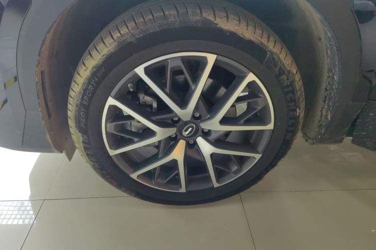 Used GAC Trumpchi GS8 2024 Linghang Series 2.0 TGDI Two-Wheel Drive Luxury Smart Connectivity Version