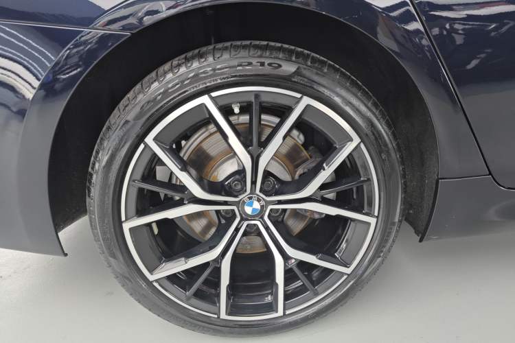 Used BMW 5 Series 2021 Restyled 530Li Luxury Edition M Sport Package
