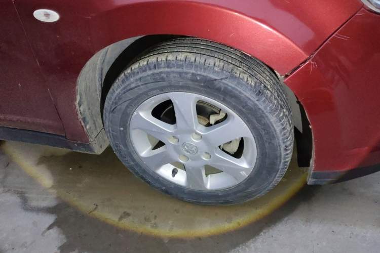 Used Venucia R50 2013 1.6L Manual Luxury Edition