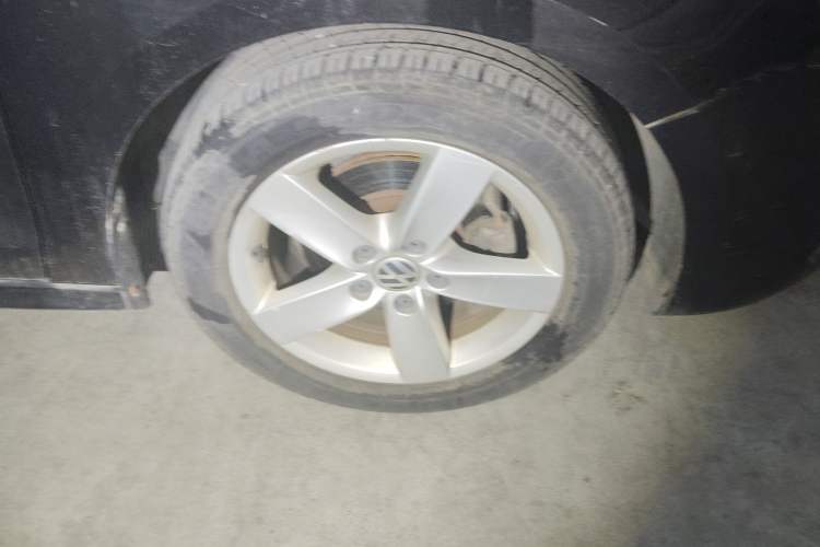 Used Volkswagen Sagitar 2012 1.6L Automatic Fashion Edition