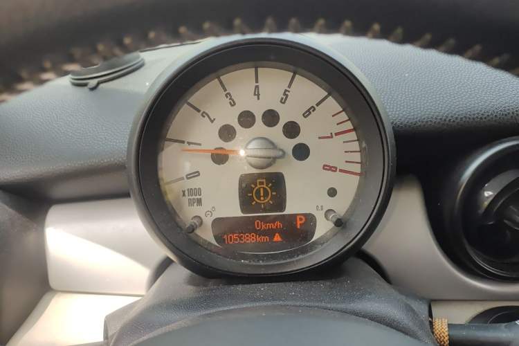 Used MINI 2011 1.6L ONE
