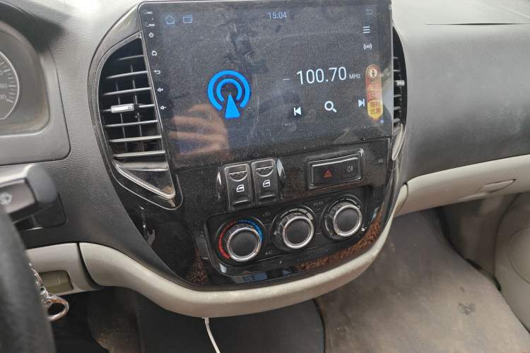 Used FORTHING Lingzhi 2016 M3 1.6L 7-Seater Standard Model China V Emission Standard
