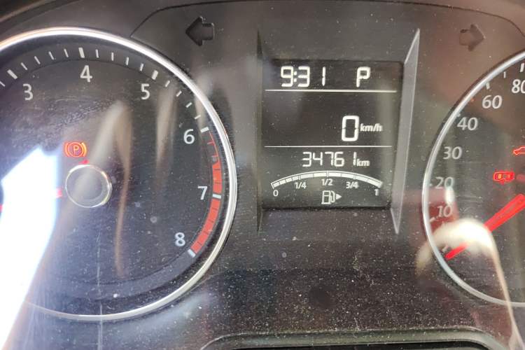 Used Volkswagen Polo 2016 1.6L Automatic Comfort Model