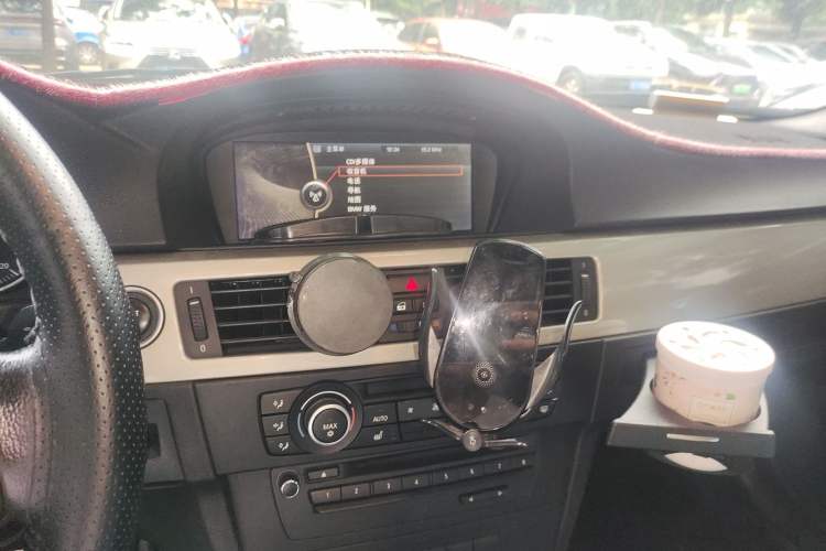 Used BMW 3 Series 2010 320i Luxury Edition
