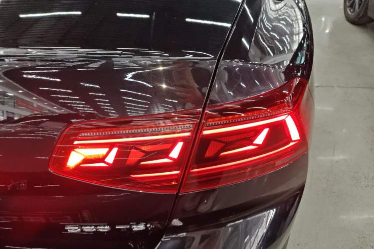 Used Volkswagen Magotan 2023 2 Million Units Limited-Edition 280TSI DSG Comfort Version
