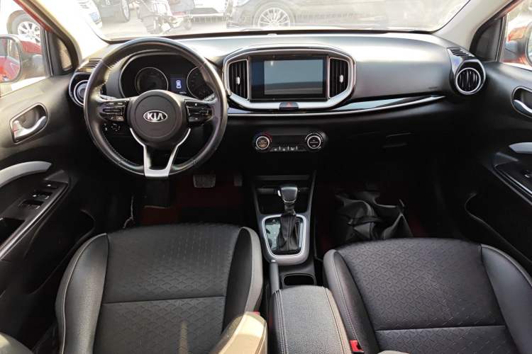 Used Kia kx1 Stonic 2019 1.4L Automatic Fun Edition China V Standard Center Console