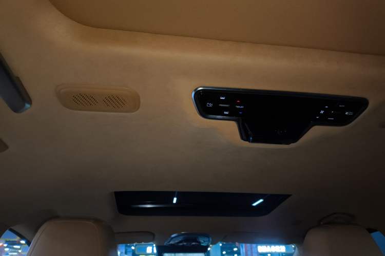 Used Wey Gaoshan 2023 Four-Wheel-Drive Executive Extended Version
