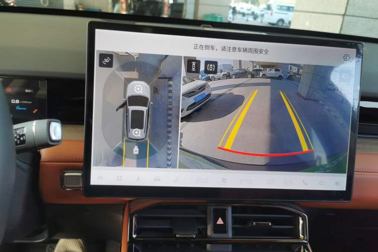 Used JETOUR Dashing 2025 1.5TD DCT Flagship Edition
