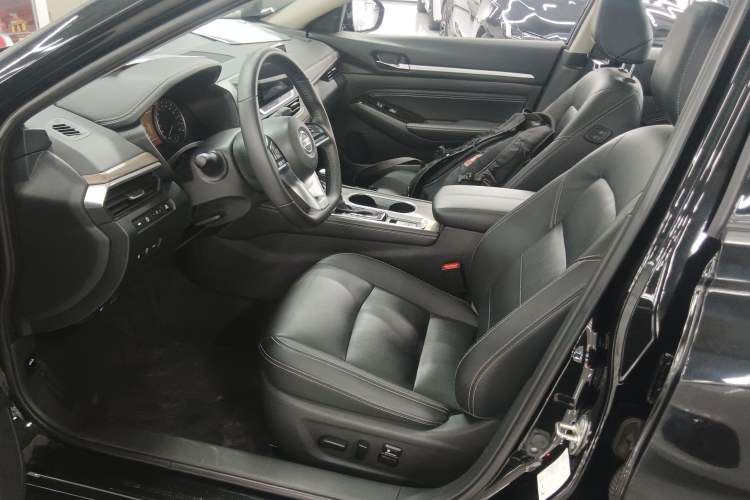 Used Nissan Teana 2021 2.0L XL Upper AD1 Smart Drive & Navigation Edition Left Front Seat