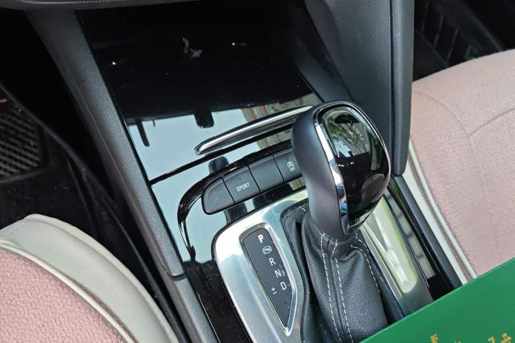 Used Buick Regal 2019 20T Elite Version China VI Standard