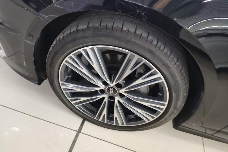 Used Audi A6L 2024 45 TFSI quattro Prestige Dynamic Edition Left Front Wheel Hub