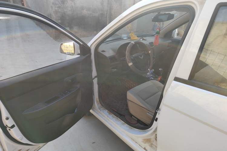 Used Wuling Hongguang 2015 1.5L S Base Model China IV