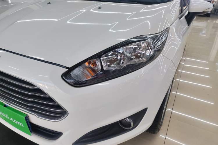 Used Ford Fiesta 2013 Sedan 1.5L Automatic Fashion Edition