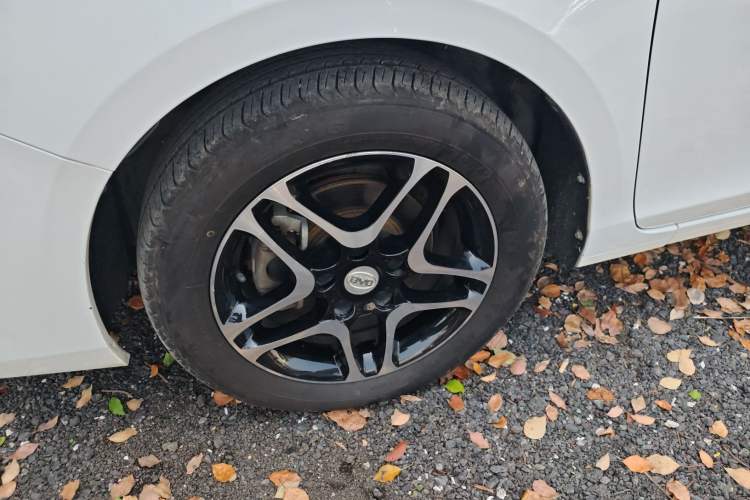 Used BYD G5 2014 1.5TID Automatic Prestige Model