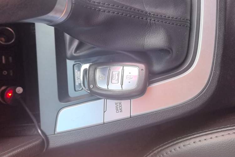 Used Hyundai Elantra (6th Generation / Lingdong) 2016 1.6L Automatic ZhiXuan – Elite Version
