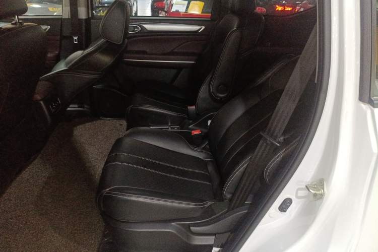 Used GAC Trumpchi M6 2021 PRO 270T Automatic Luxury Edition
