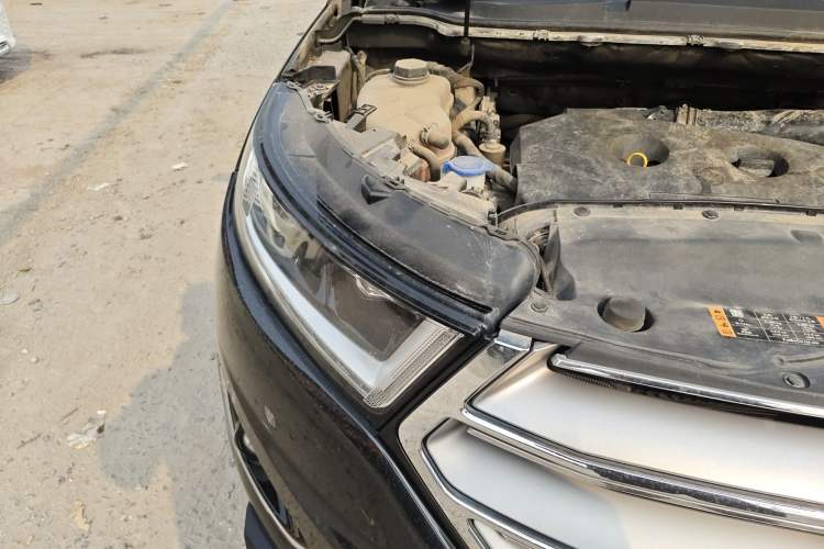 Used Ford Edge 2015 2.0T GTDi Two-Wheel-Drive High-Line Version