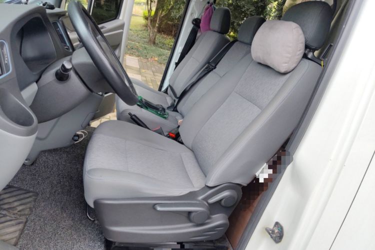 Used Foton Toano 2020 2.5T Manual Tongtu Short Wheelbase Mid-Roof 5/6-Seater 4J25TC3 Left Front Seat