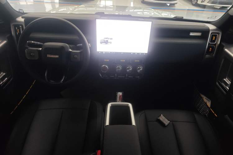 Used iCAR V23 2025 401 Two-Wheel Drive Intelligent Driving Version Center Console