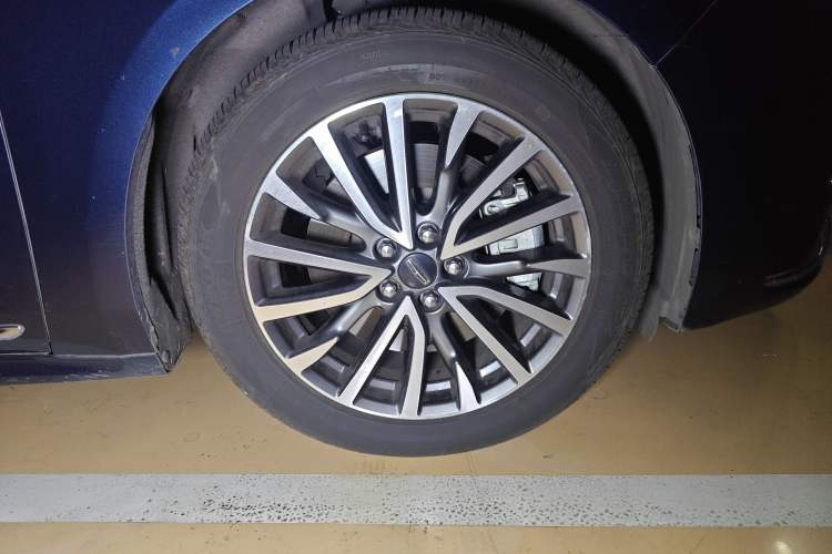 Used Lincoln Continental 2018 2.0T Two-Wheel Drive Luxury Edition