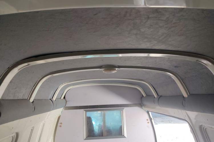 Used King Long Golden Way 2018 2.0L Van Series 4G20 Headliner