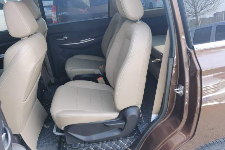 Used Wuling Hongguang 2021 1.5L Facelifted S Comfort Version with Electric Power Steering LAR Left Rear Seat