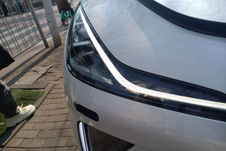 Used IM LS7 2023 90 kWh Elite Rear-Drive Version