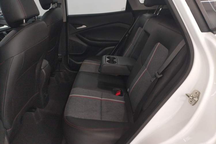 Used Chevrolet Trax 2019 Redline 335T CVT Top-Tier Model China VI Standard