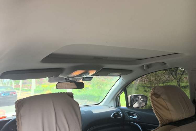 Used GAC Trumpchi GS4 2018 200T Manual Two-Wheel Drive Elite Edition Headliner