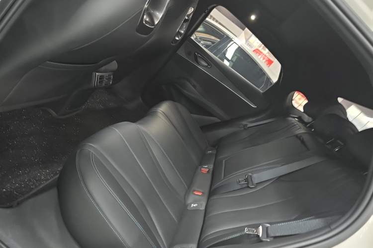 Used BYD Seal 06 New Energy 2024 DM-i 120KM Luxury Model Left Rear Seat