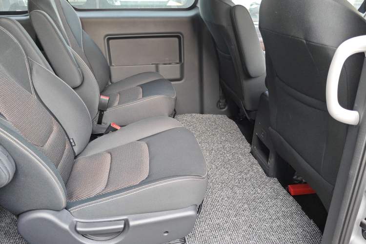 Used JAC Refine M3 PHEV 2025 PLUS 2.0L Smart Connectivity Version