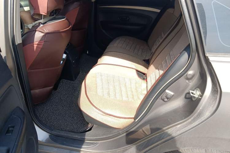 Used Nissan Sylphy 2019 Classic 1.6XE+ CVT SmartConnect Leading Edition Left Rear Seat