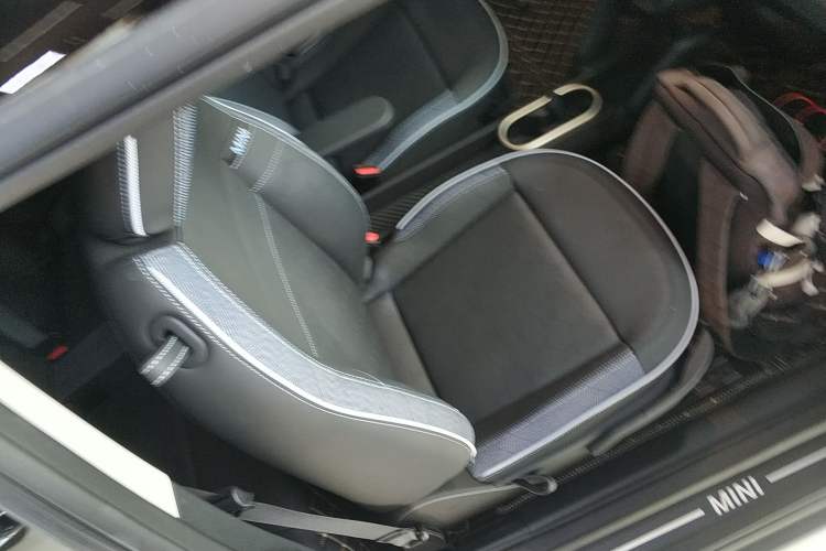 Used MINI Electric MINI COOPER 2024 456km COOPER E Classic Edition
