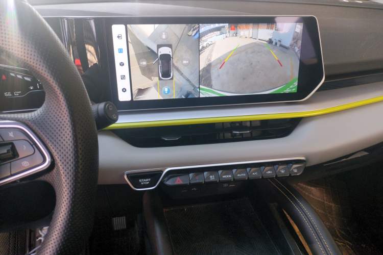 Used Geely Auto Coolray 2022 Bin Yue COOL 1.5TD DCT Hot Engine Edition
