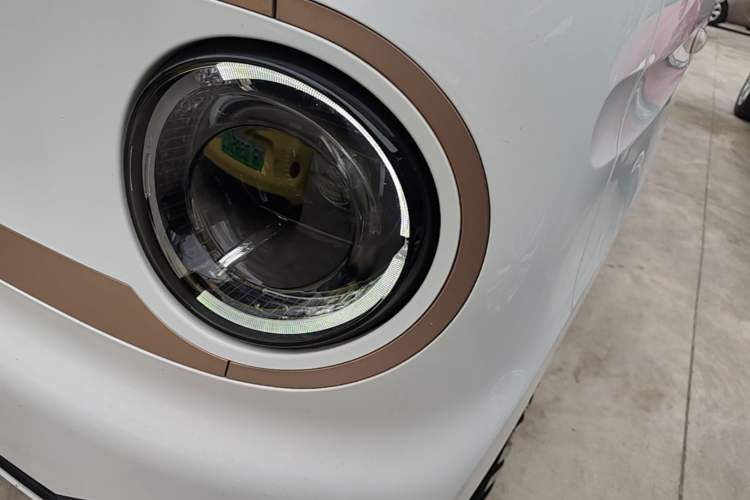 Used Geely Galaxy Panda 2023 Panda Mini 200km Endurance Bear
