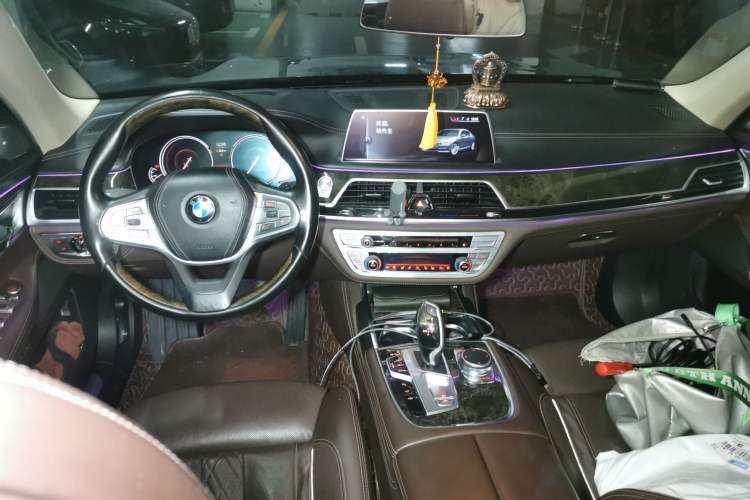 Used BMW 7 Series 2016 730Li Luxury Model