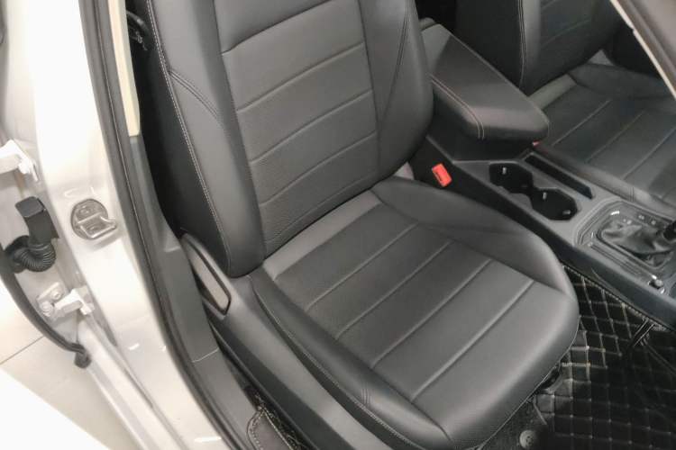 Used Volkswagen Lavida 2018 1.5L Automatic Comfort Edition China V Standard Right Front Seat