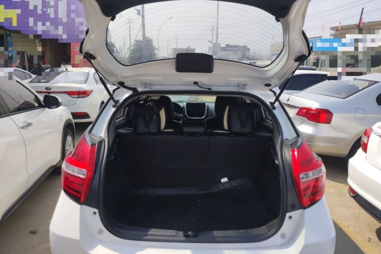 Used Toyota YARiS L Zhi Xuan 2016 Revised 1.5E CVT Charming Edition Trunk