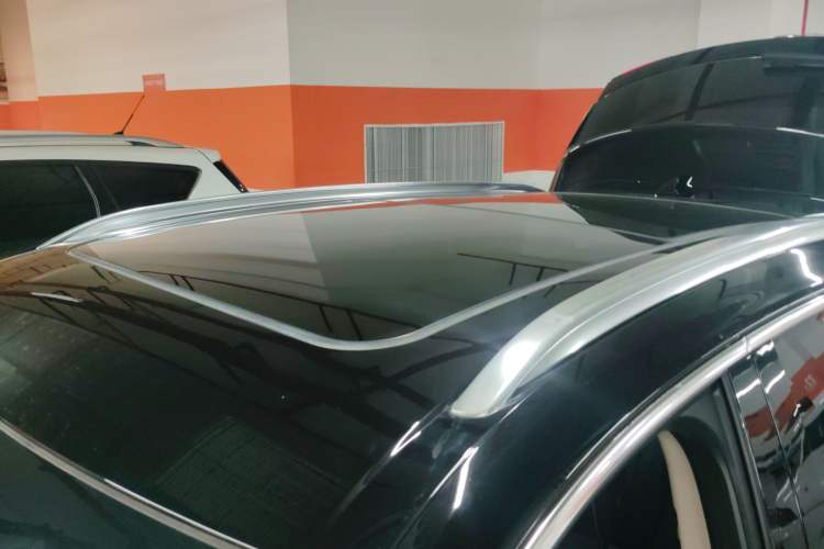 Used Buick Envision 2023 Encore S 652T Two-Wheel-Drive Luxury Model
