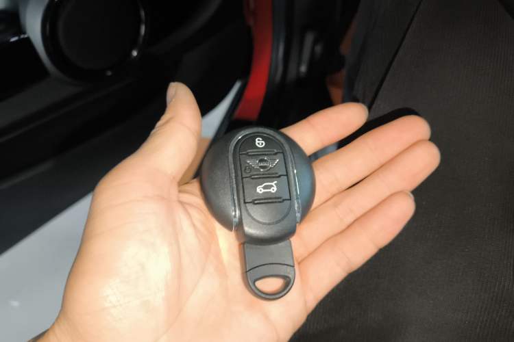 Used MINI 2019 1.5T COOPER Classic Edition