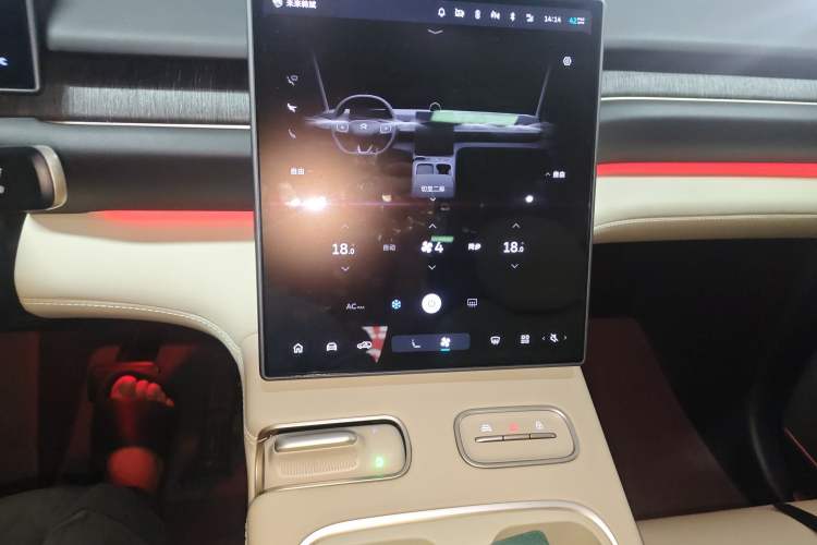 Used Nio ES6 2023 75 kWh Audio And AC Panel