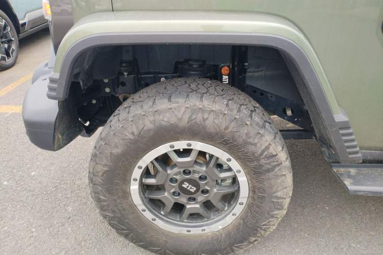 Used 212 T01 2025 2.0T Changfeng Exterior 4